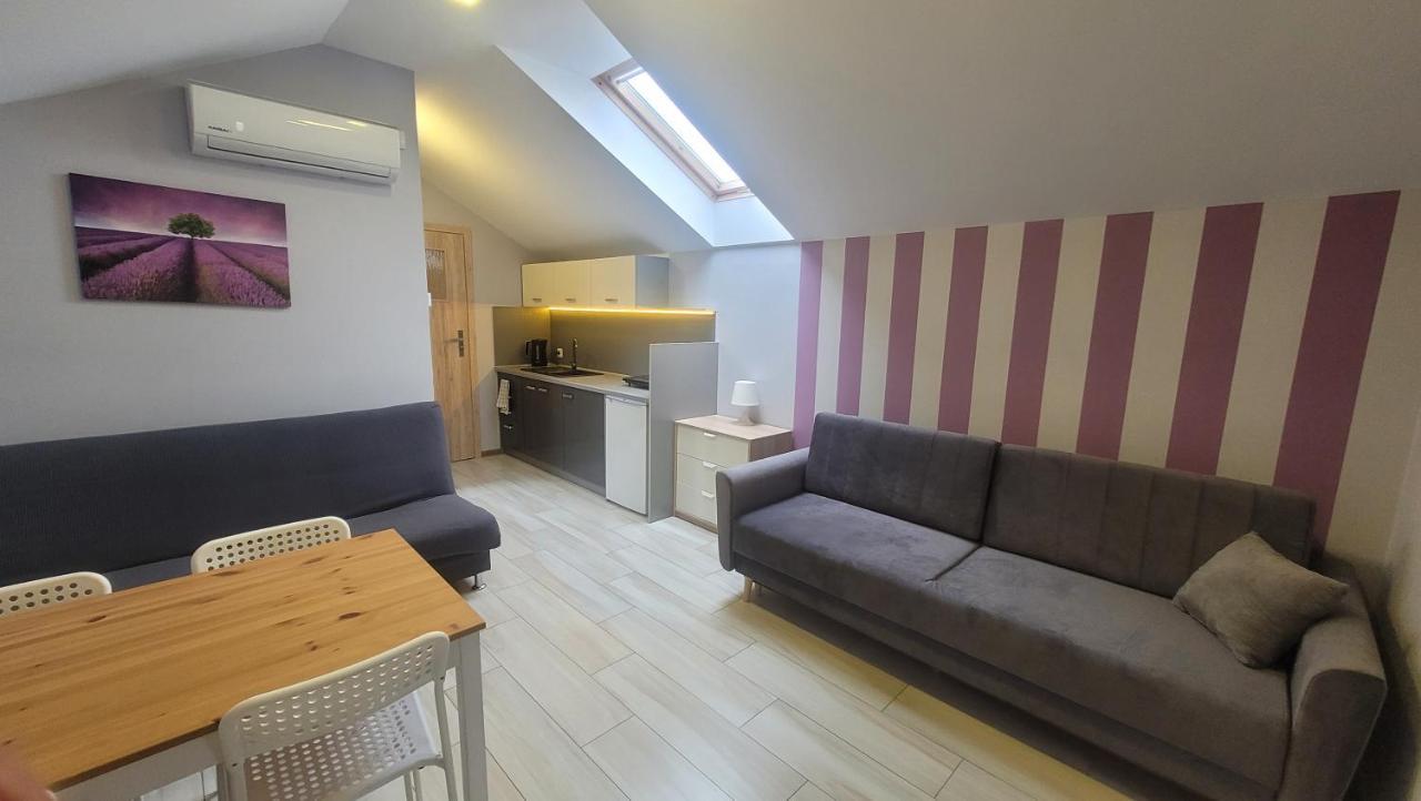 Wrzosowe Wzgorze Apartamenty Chęciny Exteriör bild